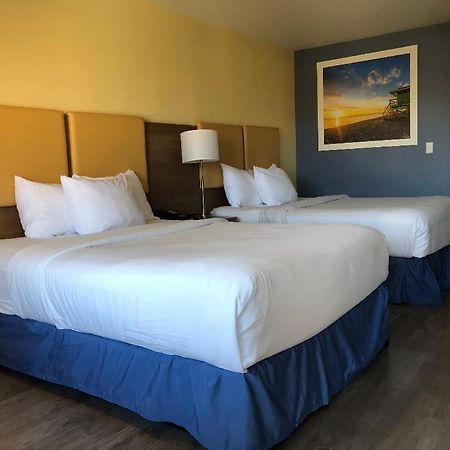 Days Inn By Wyndham Hayward Airport Eksteriør billede
