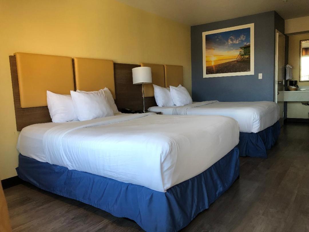 Days Inn By Wyndham Hayward Airport Eksteriør billede
